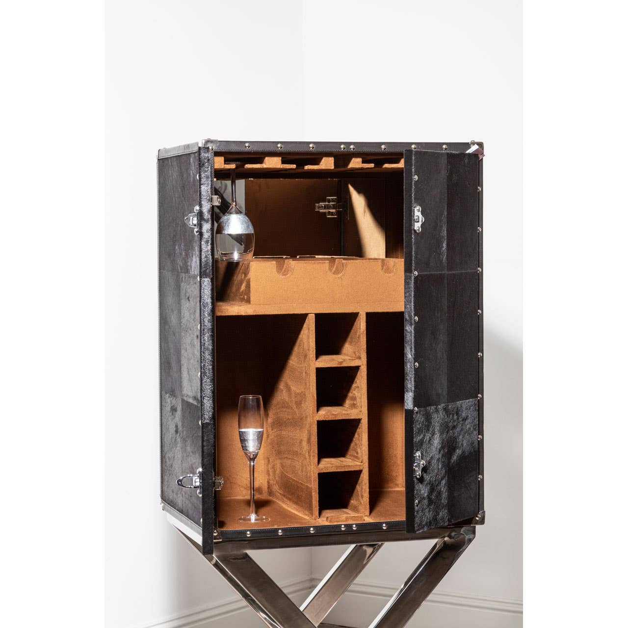 Ashmere Drinks Cabinet