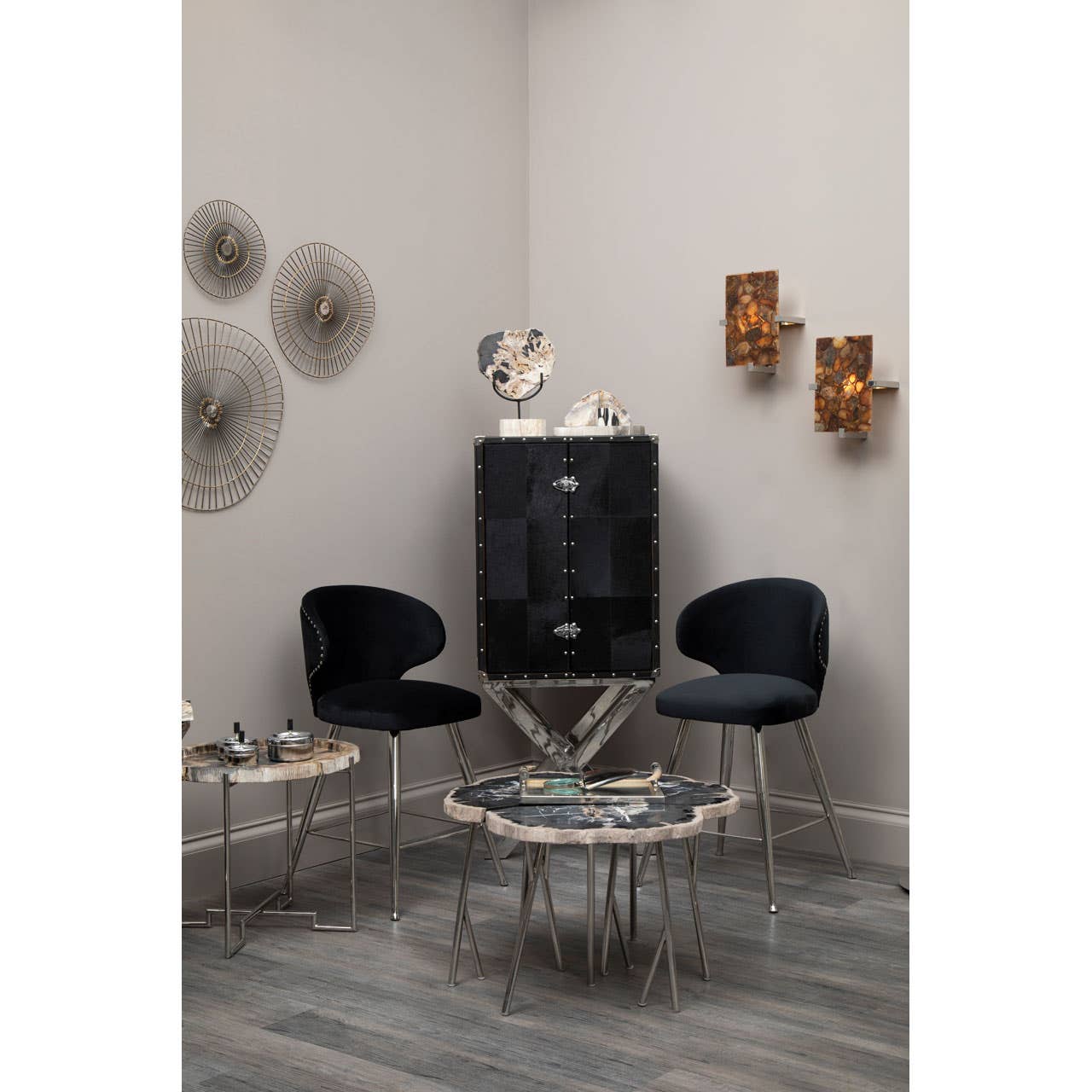 Ashmere Drinks Cabinet