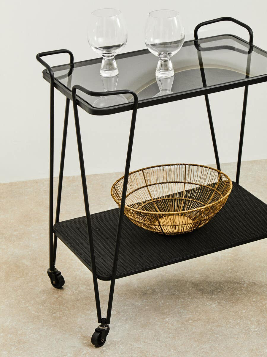 drinks trolly 
