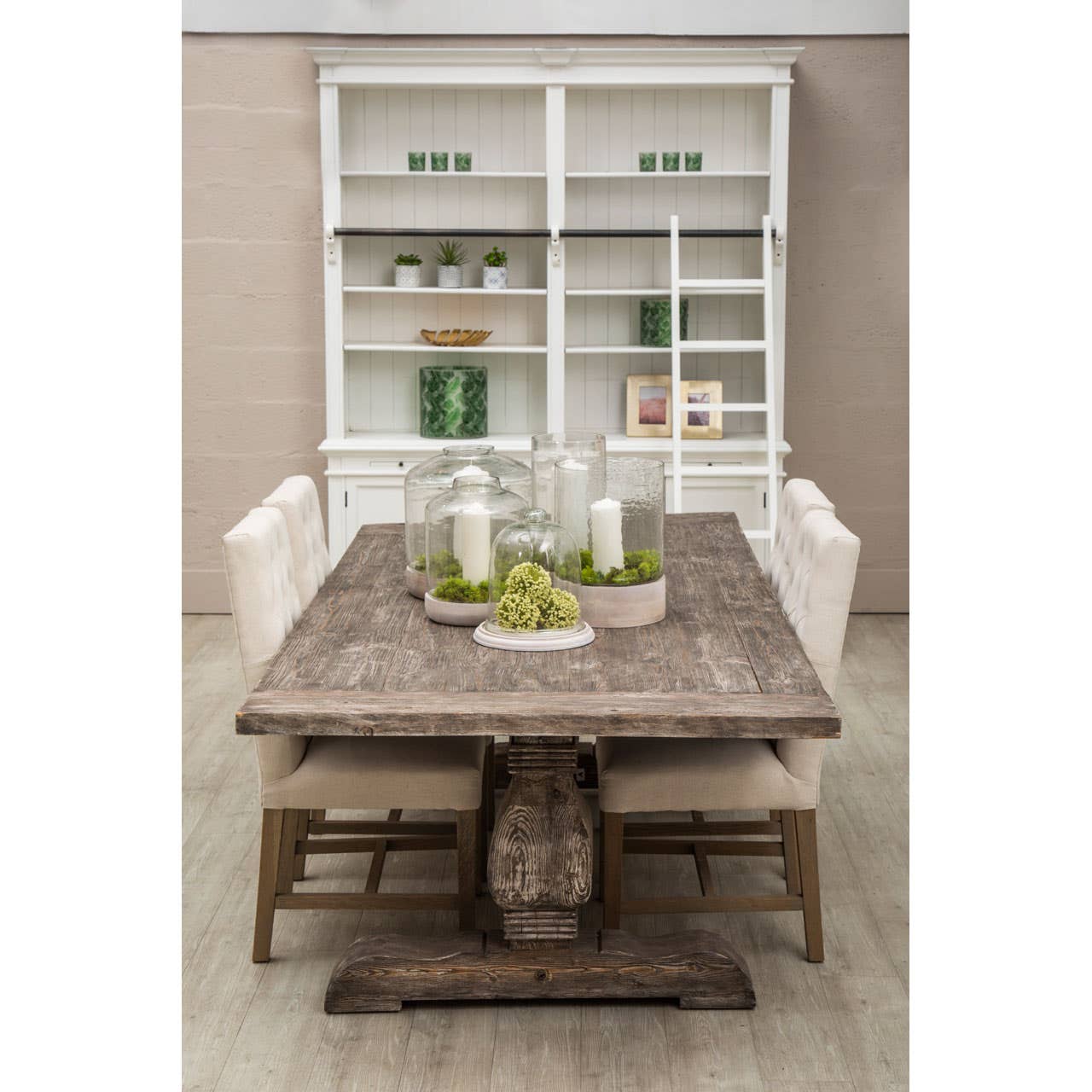 Lovina Table